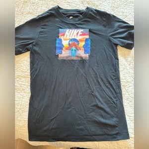 Boys Nike shirt. Used. Size Youth Large.
